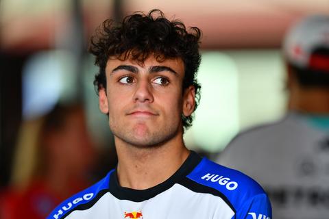 Formule 1-talent (19) deelt bijzondere prestatie en krijgt verbaasde reacties: 'Reflexen van een F1-coureur...'