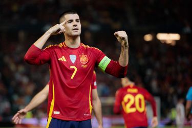 Spanje zeker van kwartfinales Nations League na misser en rode kaart in duel met Servië