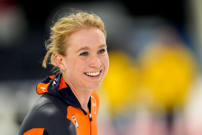 Schaatsster Elisa Dul heeft 'sterke band' met Marijke Groenewoud en stopt veel tijd in verhuizing | Sportnieuws.nl