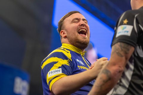 Topdarter Luke Littler stelt orde op zaken en bewijst critici ongelijk: 'Als ik meer geld kan pakken, doe ik dat'