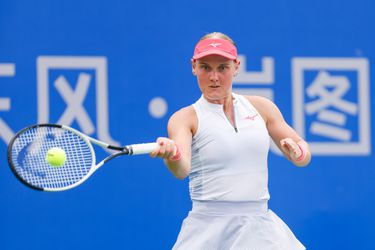 Toptennisster Suzan Lamens laat wereldster flink zweten, maar maakt toch enorme duikeling op wereldranglijst