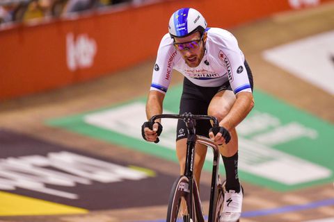 Nederlandse wielrenner per direct uit Tour of Holland gezet vanwege bizarre reden: 'Het is heel simpel'