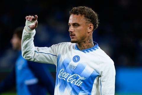 Topvoetbaler Noa Lang legt miljoenen neer voor nieuwe villa met één opmerkelijk detail