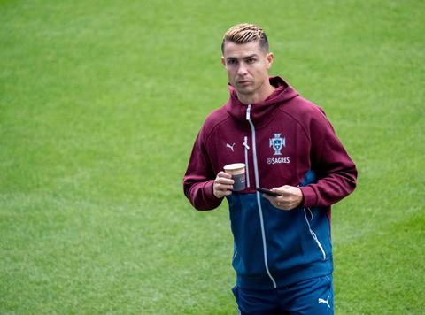 Zus van Cristiano Ronaldo en bondscoach Portugal duiken op bij hetzelfde evenement na enorme rel