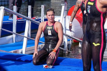 'Ik kotste mijn hele dienblad onder': gouden Sharon van Rouwendaal doet boekje open over olympische race in smerige Seine