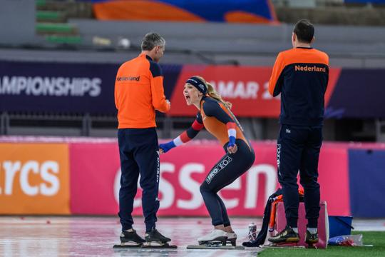 Topschaatsster Joy Beune toont opnieuw topvorm in zinderend Nederlands duel bij World Cup in Salt Lake City