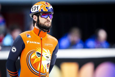 Shorttrackicoon Sjinkie Knegt (36) blikt op bijzondere wijze terug na afscheid: 'Dat wist ik niet eens'