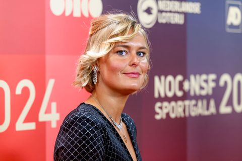 Zwemicoon Sharon van Rouwendaal kan niet zonder haar lieveling: 'Een stoere naam, maar hij is een pussy'