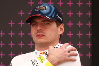 Max Verstappen ontvangt opnieuw forse kritiek van oud-wereldkampioen: 'Het interesseert niemand'