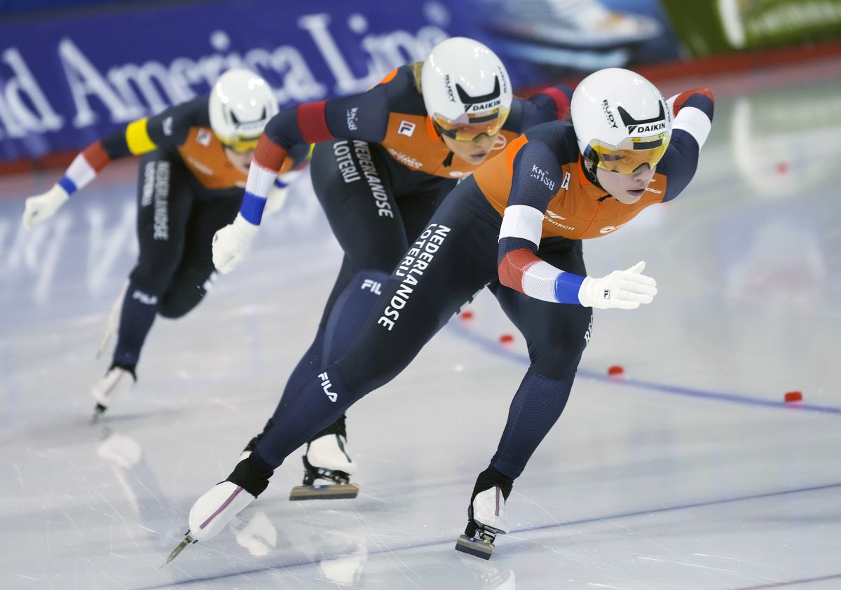 WK afstanden | Nederlandse vrouwen stellen zwaar teleur op de teamsprint