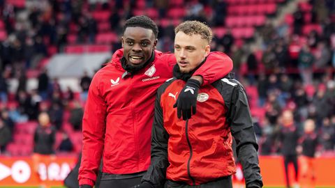 Veelbesproken Noah Ohio na 'gekke dag' weer terug in Eindhoven: 'Dan zullen we eens zien'