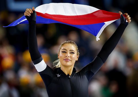 Schaatstopper Jutta Leerdam onthult plannen richting WK en waarschuwt 'bewonderende' concurrent