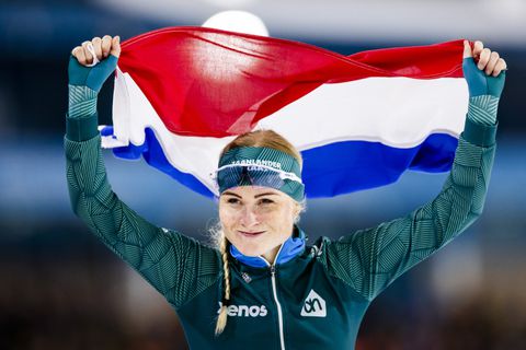 Marijke Groenewoud bekroont droomweekend met derde gouden medaille op NK afstanden
