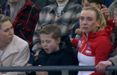 Hevige emoties bij Joy Beune na zware domper op NK afstanden, vriend Kjeld Nuis biedt afleiding