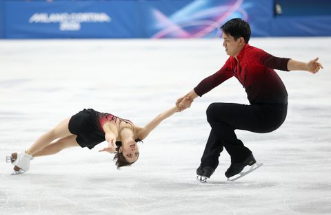 Japans koppel bekroont sensationele comeback met wereldrecord en olympisch goud