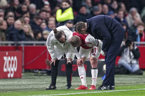 Emotionele Oleksandr Zinchenko deelt hartverscheurend bericht na dramatische blessure bij Ajax: 'Het spijt me'