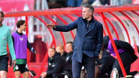 Hand van Robin van Persie eindelijk zichtbaar bij Feyenoord: voor het eerst dit seizoen is er een duidelijke tactiek