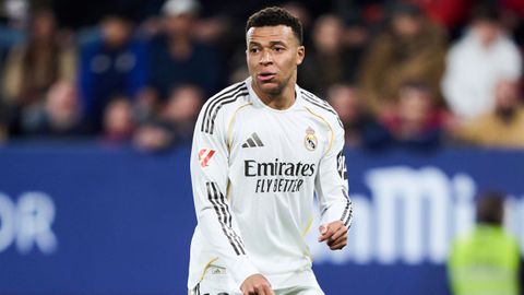 Kylian Mbappé verdacht van dubbelleven: 'Franse topvoetballer heeft tegelijkertijd relatie met twee actrices'