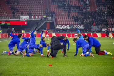 ESPN-analist schiet uit zijn slof na grapje van FC Twente: 'Totaal ongepast, dan sta je gewoon voor lul'