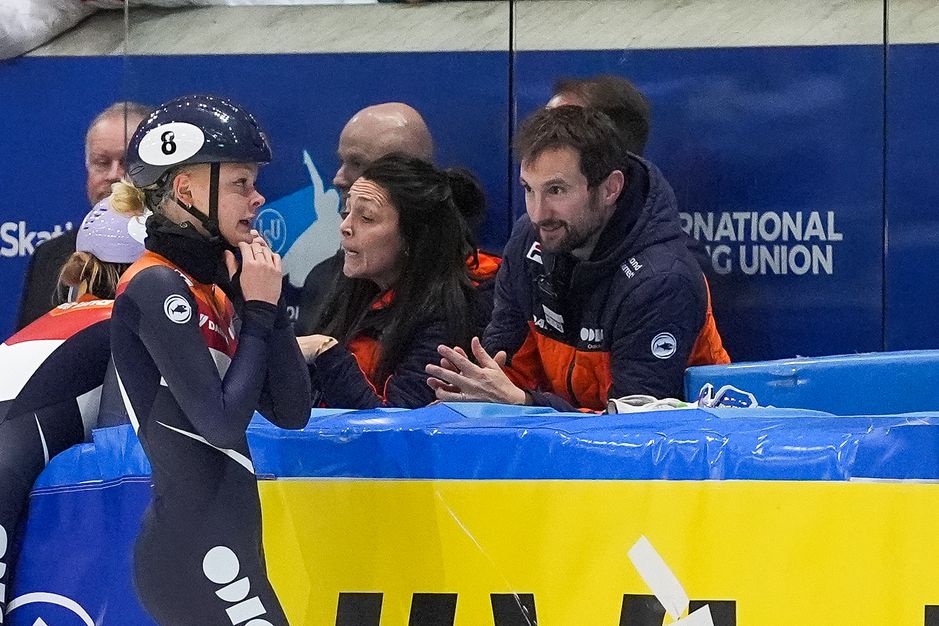 Schaatsbond zet assistent-coach per direct op straat na teleurstellend WK shorttrack