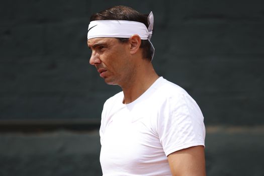 Rafael Nadal speelt én wint eerste partij sinds januari