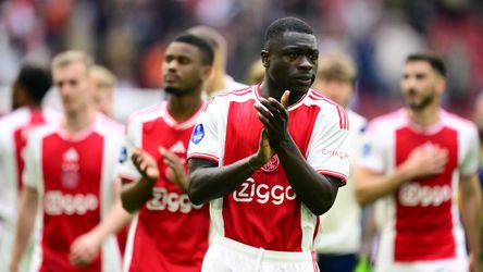 Groepsfase Europa League hangt voor Ajax aan een zijden draadje