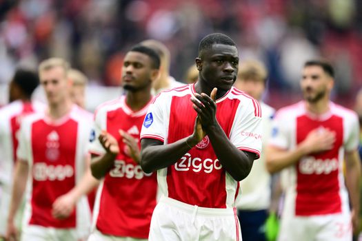 Ajax definitief veroordeeld tot voorronden Europa League: Fiorentina kan niet stunten