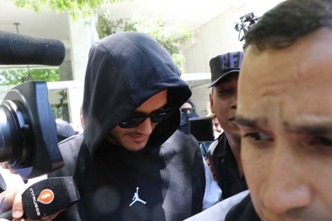 Schokkende onthulling gooit extra olie op het vuur in beladen liefdessoap Argentijnse voetballer