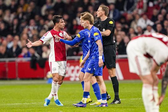 Werk aan de winkel in vrije week Ajax: nieuwe deceptie in ultieme jacht op tweede plaats