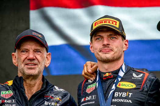 Slecht nieuws voor Max Verstappen, Adrian Newey vertrekt naar ander team: 'Ik houd van wat ik doe'