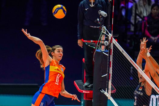 Volleybalsters mogen ondanks nederlaag tegen topland Turkije blijven hopen op de Olympische Spelen