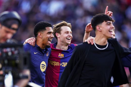 Frenkie de Jong en spelers FC Barcelona opgeschrikt door 'flauwe' actie van rivaal