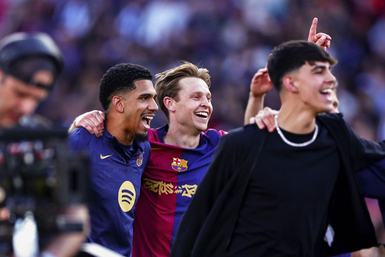 Frenkie de Jong en spelers FC Barcelona opgeschrikt door 'flauwe' actie van rivaal