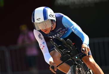 Klassementsman in Giro verricht wonder met uitrijden etappe, maar moet dag erna alsnog opgeven