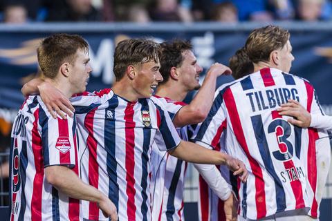 Willem II plaatst zich voor finale play-offs Eredivisie na nieuwe zege op Almere City