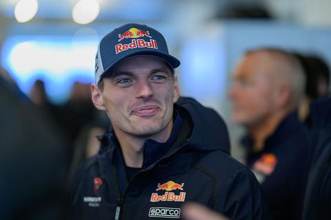 Max Verstappen is 'een geval apart' in 24 uur van Nürburgring: 'Zoiets had ik nog nooit gezien'