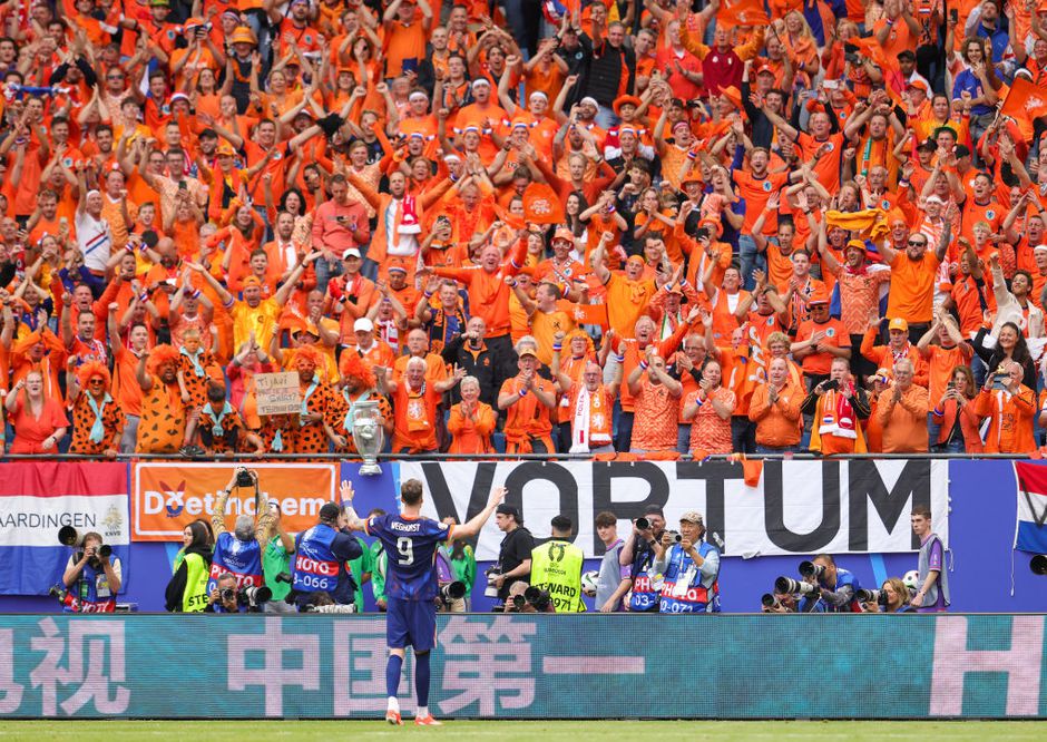 'Hollands geile party': buitenlandse media blikken terug op zege Oranje dankzij 'joker' Wout Weghorst