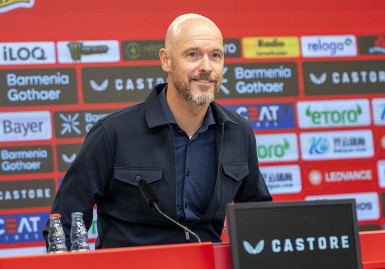 Trainer Erik ten Hag krijgt meteen zijn zin bij Bayer Leverkusen: 'Ik heb het een weekje naar voren gehaald'