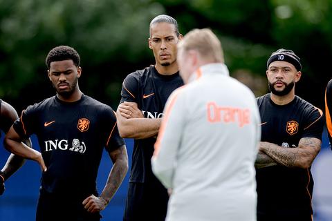 Uitspraken Oranje-aanvoerder Virgil van Dijk groot nieuws in Duitsland: 'Hij is de eerste die het zegt'
