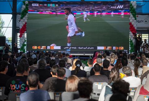 Rel op WK voetbal: commentator geschorst na merkwaardige blunder live op televisie