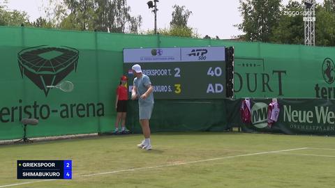 Kwakkelende Tallon Griekspoor smijt met tennisracket tijdens frustrerende middag in Duitsland
