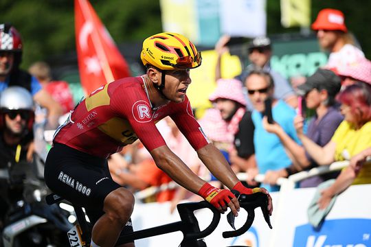 Veroorzaker van valpartij Tadej Pogacar overspoeld met bedreigingen: 'Ik ben heel erg bang'