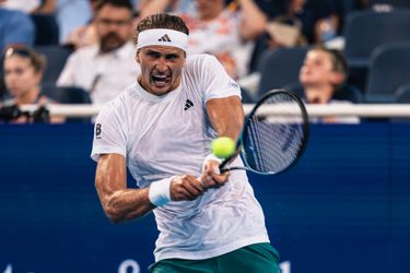 Grote zorgen om toptennisser Alexander Zverev na medische assistentie in kwartfinale Cincinnati Open