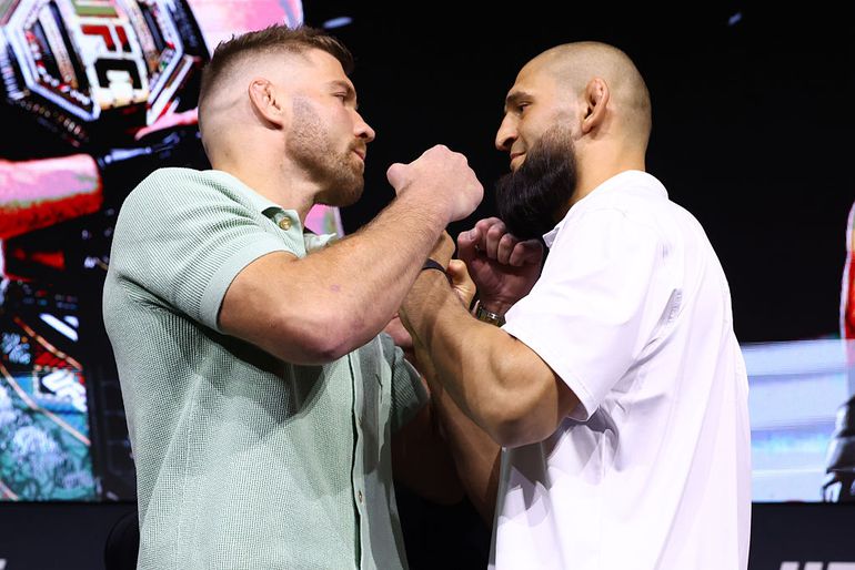Zo kijk je live naar UFC 319 in Chicago met Dricus Du Plessis en Khamzat Chimaev