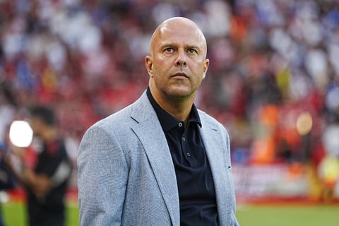 Emotionele Arne Slot mist Diogo Jota bij Liverpool: 'Ik wilde hem het veld insturen'