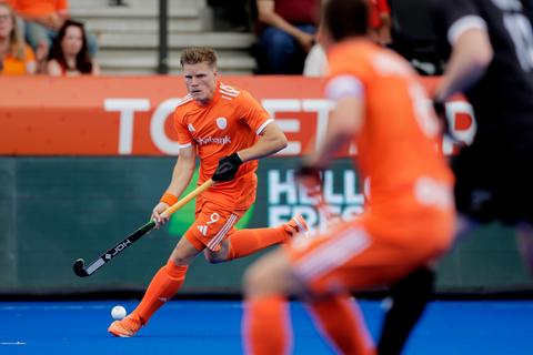 Emoties bij scorende Nederlandse tophockeyer tijdens WK in eigen land: 'Het is een heel mooi verhaal'