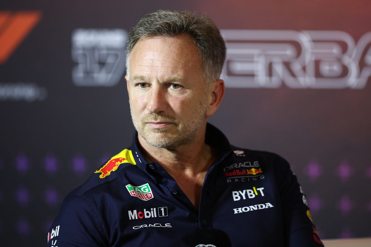 Red Bull-baas Christian Horner baalt als stekker van Perez-crash: 'Hij had kunnen winnen'