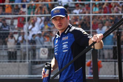 Dit is waarom Max Verstappen bij de GP van Azerbeidzjan op zaterdag moet racen in de Formule 1