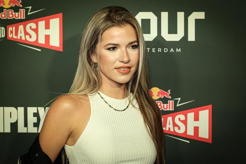Breuk met topvoetballer Kenneth Taylor breekt influencer Jade Anna (22) op: 'Mijn lichaam begeeft het'