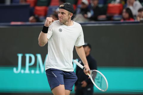 Tallon Griekspoor maakt in Stockholm einde aan indrukwekkende zegereeks van Britse tennissensatie